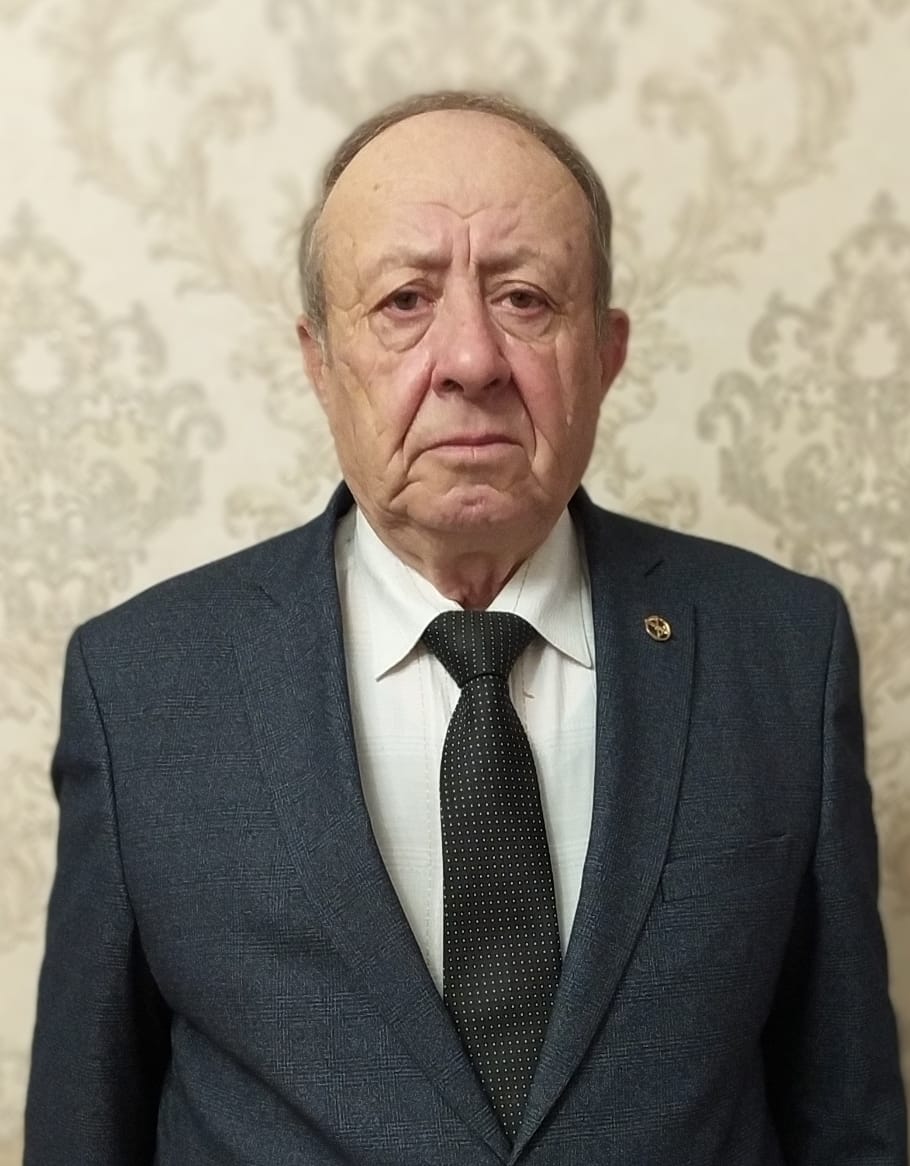 Шамсиев Шамси Рамазанович.